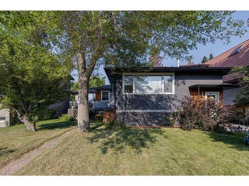 2213, 2215 23 Street Sw, Calgary, AB - Outdoor