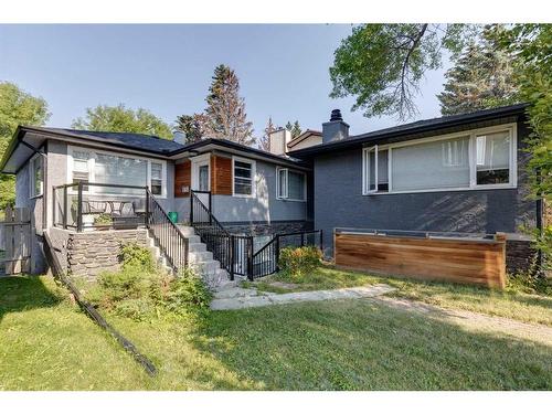 2213, 2215 23 Street Sw, Calgary, AB - Outdoor