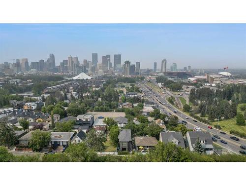 26 29 Avenue Sw, Calgary, AB - Outdoor With View