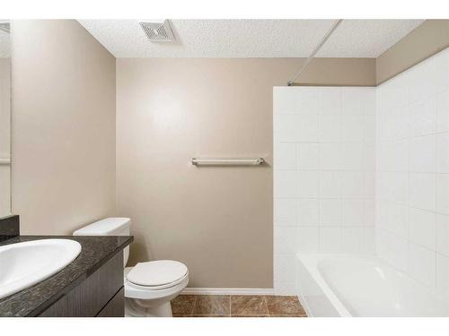 404-15 Saddlestone Way Ne, Calgary, AB - Indoor Photo Showing Bathroom