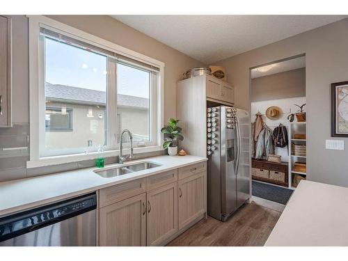 193 Mahogany Drive Se, Calgary, AB - Indoor Photo Showing Kitchen With Double Sink