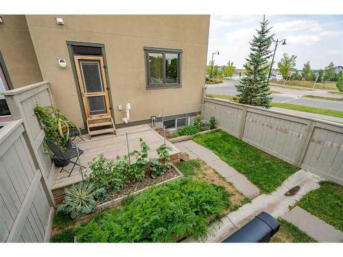 193 Mahogany Drive Se, Calgary, AB - Outdoor