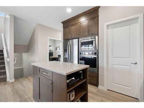 6 Magnolia Manor Se, Calgary, AB - Indoor Photo Showing Kitchen