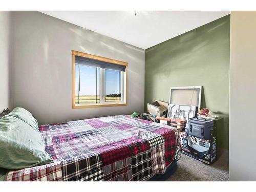 280149 Range Road 262, Rural Rocky View County, AB - Indoor Photo Showing Bedroom