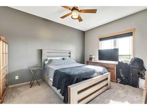 280149 Range Road 262, Rural Rocky View County, AB - Indoor Photo Showing Bedroom