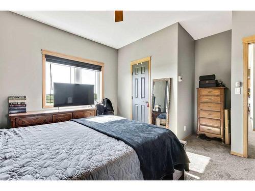 280149 Range Road 262, Rural Rocky View County, AB - Indoor Photo Showing Bedroom