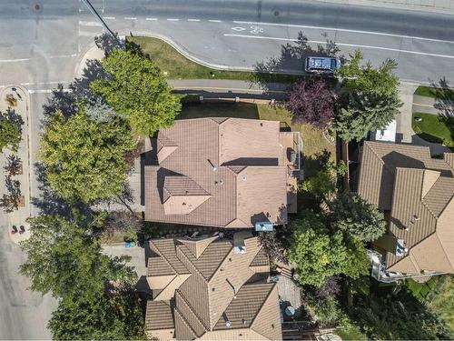 9 Strathdale Close Sw, Calgary, AB - Outdoor