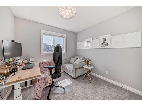 67 Masters Crescent Se, Calgary, AB - Indoor