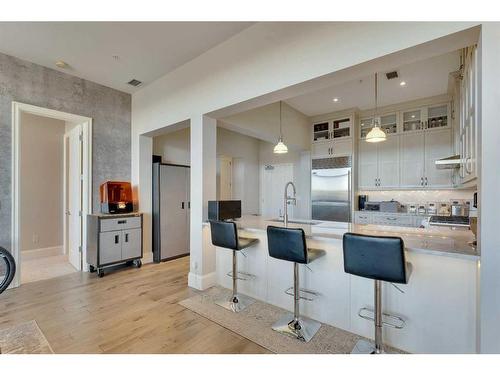 503-201 Quarry Way Se, Calgary, AB - Indoor Photo Showing Kitchen