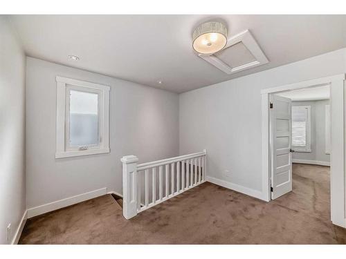 1612 Bowness Road Nw, Calgary, AB - Indoor Photo Showing Other Room