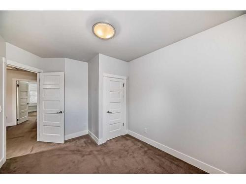 1612 Bowness Road Nw, Calgary, AB - Indoor