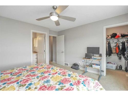 509-355 Nolancrest Heights Nw, Calgary, AB - Indoor Photo Showing Bedroom