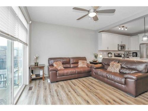 509-355 Nolancrest Heights Nw, Calgary, AB - Indoor Photo Showing Living Room