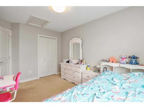 509-355 Nolancrest Heights Nw, Calgary, AB - Indoor Photo Showing Bedroom