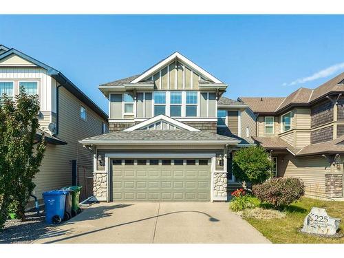 225 Auburn Glen Manor Se, Calgary, AB - Outdoor With Facade