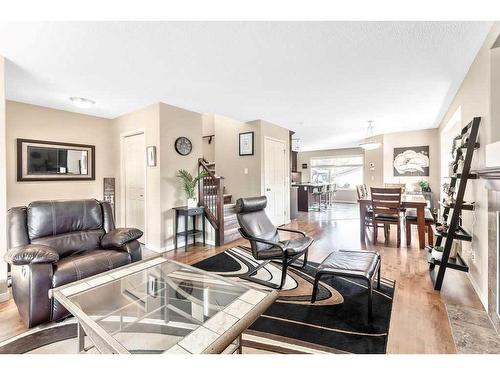 69 Cranberry Avenue Se, Calgary, AB - Indoor Photo Showing Living Room