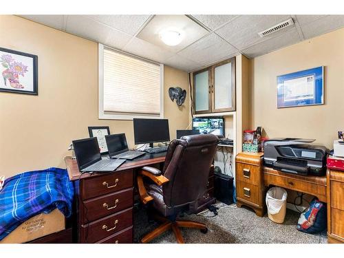 3411 Bowcliffe Crescent Nw, Calgary, AB - Indoor Photo Showing Office