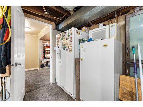 3411 Bowcliffe Crescent Nw, Calgary, AB - Indoor Photo Showing Basement