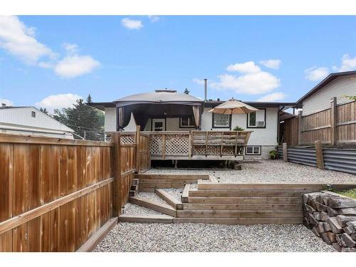 3411 Bowcliffe Crescent Nw, Calgary, AB - Outdoor With Exterior