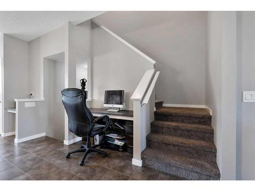 383 Redstone Drive Ne, Calgary, AB - Indoor Photo Showing Office