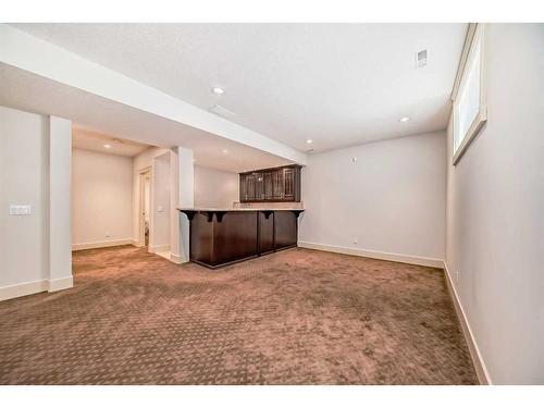 4 Rockcliff Point Nw, Calgary, AB - Indoor