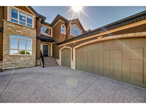 4 Rockcliff Point Nw, Calgary, AB - Outdoor