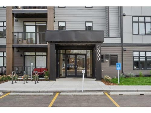 5204-200 Seton Circle Se, Calgary, AB - Outdoor