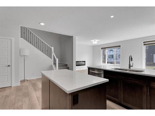 105 Creekstone Path Sw, Calgary, AB - Indoor Photo Showing Kitchen