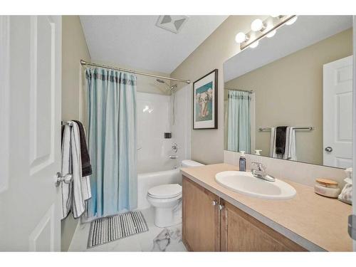 143 Prestwick Point Se, Calgary, AB - Indoor Photo Showing Bathroom