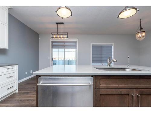 46 Bridleridge Green Sw, Calgary, AB - Indoor Photo Showing Kitchen