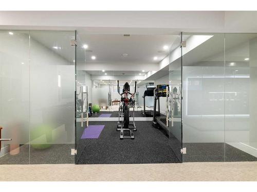 2543 11 Avenue Nw, Calgary, AB - Indoor Photo Showing Gym Room