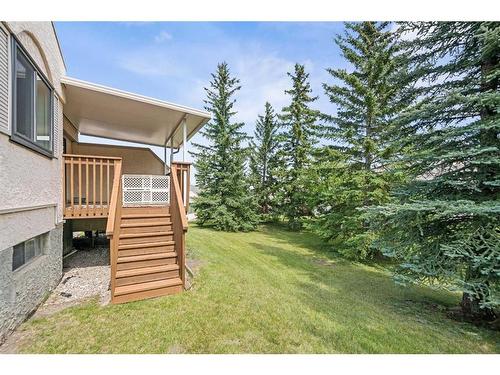 61 Sandarac Circle Nw, Calgary, AB - Outdoor