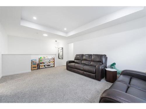 664 Seton Circle Se Circle Se, Calgary, AB - Indoor