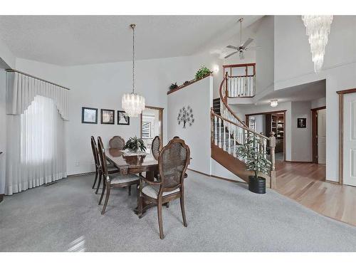 170 Woodpark Circle Sw, Calgary, AB - Indoor Photo Showing Dining Room