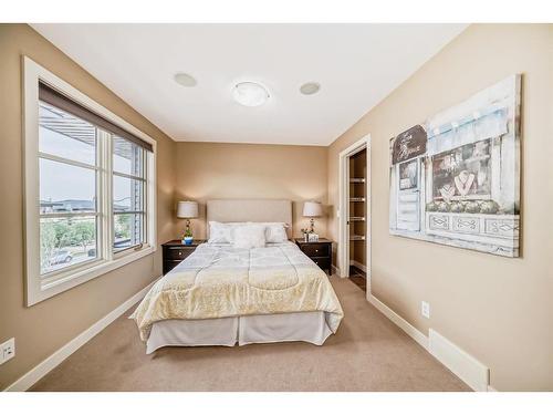 51 Aspen Hills Green Sw, Calgary, AB - Indoor Photo Showing Bedroom