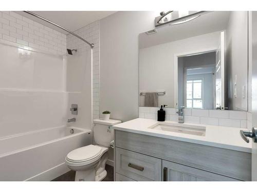 2209-220 Seton Grove Se, Calgary, AB - Indoor Photo Showing Bathroom