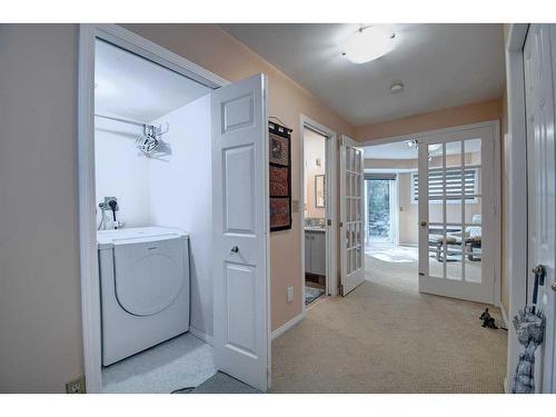 2009 21 Avenue Sw, Calgary, AB - Indoor Photo Showing Laundry Room