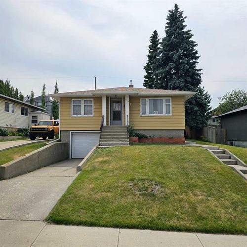 2115 22 Avenue Sw, Calgary, AB - Outdoor With Facade