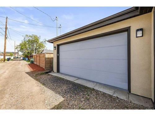 1823 William Street Se, Calgary, AB - Outdoor With Exterior