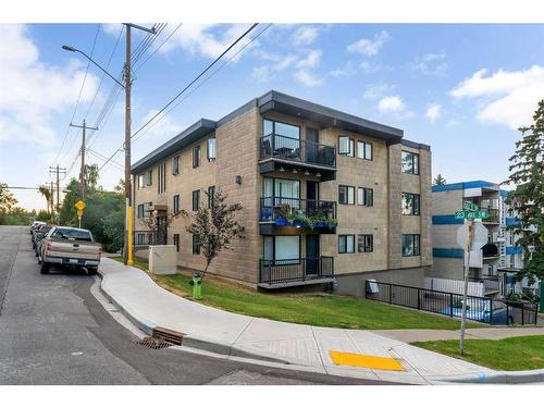 102-1508 23 Avenue Sw, Calgary, AB - Outdoor With Balcony