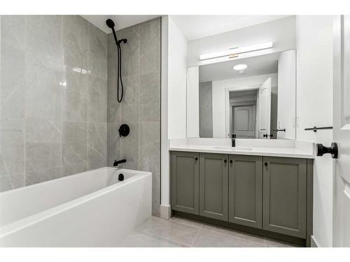 333 Bessborough Drive Sw, Calgary, AB - Indoor Photo Showing Bathroom