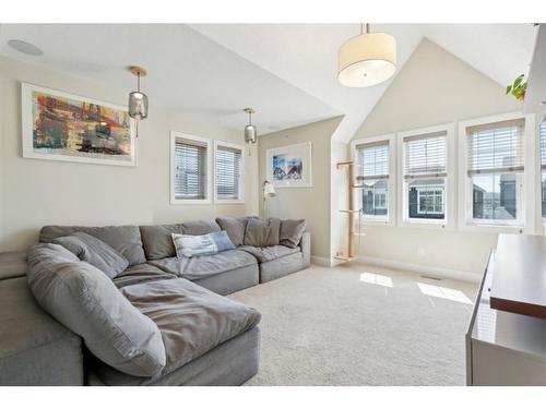 385 Evansborough Way Nw, Calgary, AB - Indoor Photo Showing Living Room