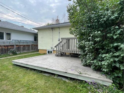 1710 Westmount Road Nw, Calgary, AB - Outdoor With Deck Patio Veranda