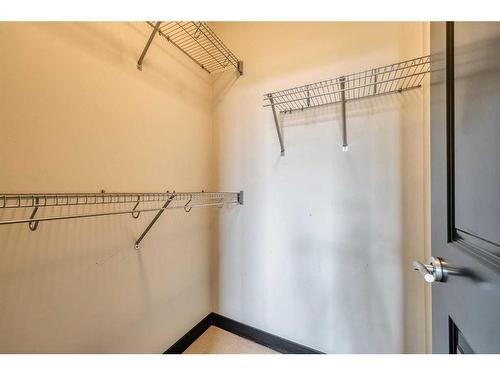 124-2727 28 Avenue Se, Calgary, AB - Indoor With Storage