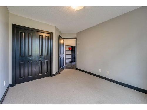 124-2727 28 Avenue Se, Calgary, AB - Indoor Photo Showing Other Room