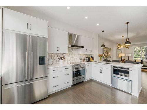 108 Ascot Point Sw, Calgary, AB - Indoor Photo Showing Kitchen With Upgraded Kitchen