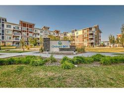 1406-302 Skyview Ranch Drive NE Calgary, AB T3N 0P5