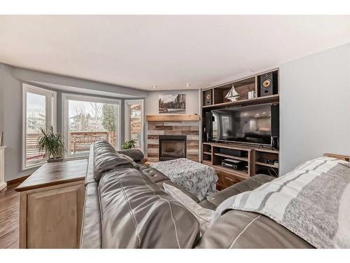 92 Douglas Woods Grove Se, Calgary, AB - Indoor Photo Showing Living Room With Fireplace