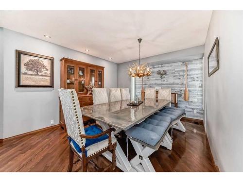 92 Douglas Woods Grove Se, Calgary, AB - Indoor Photo Showing Dining Room