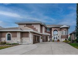 33 Arbour Estates View NW Calgary, AB T3G 3Z9